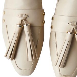 Zara Shoes Soft Leather Loafers Cream Color Tassels Flats Size 36 Size 7